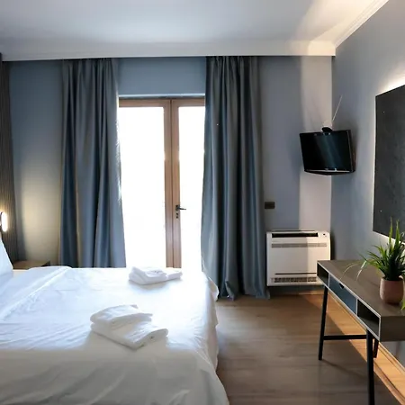 Balkan Crest Hotel Tirana