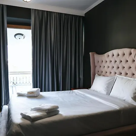 Balkan Crest Hotel