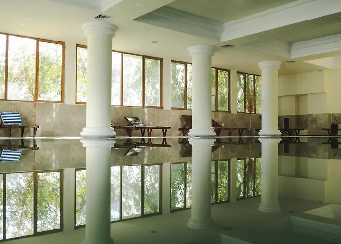 Balkan Crest Hotel 4*